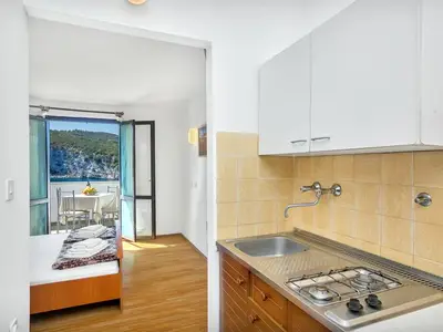 Ferienwohnung für 2 Personen in Gdinj 8/10