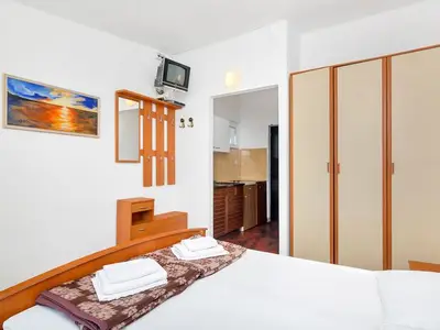 Ferienwohnung für 2 Personen in Gdinj 10/10
