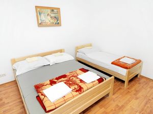 18323103-Ferienwohnung-4-Gdinj-300x225-4