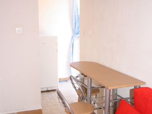 18323587-Ferienwohnung-4-Gdinj-300x225-3