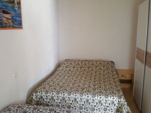 18323606-Ferienwohnung-5-Gdinj-300x225-5