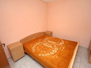 18321795-Ferienwohnung-3-Gdinj-300x225-3