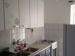 18510378-Ferienwohnung-6-Gdinj-300x225-2