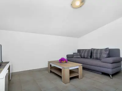Ferienwohnung für 7 Personen (100 m²) in Gdinj 7/10