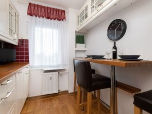 23451047-Ferienwohnung-4-Gdynia-300x225-5