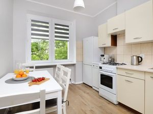 23451051-Ferienwohnung-4-Gdynia-300x225-4