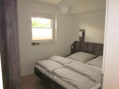 Schlafzimmer (getrennte Betten möglich)