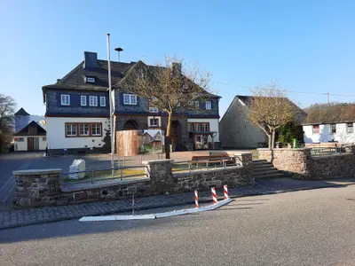 Heimatliche Genussstation am Gemeindehaus