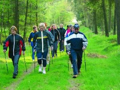 Fitness beim Nordic Walking