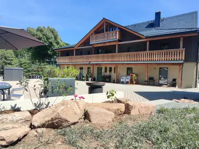 Haus mit Hof SItzecke