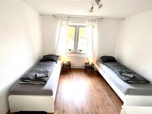 23646484-Ferienwohnung-4-Gelsenkirchen-300x225-1