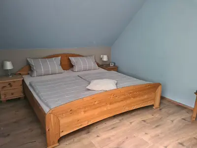 BEDROOM, INSIDE
