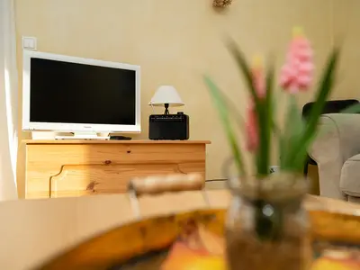 Photo, INSIDE, OUTSIDE