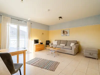 Photo, INSIDE, OUTSIDE