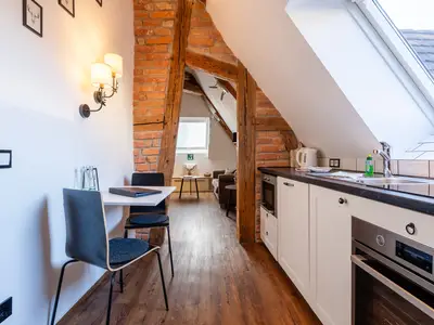 Photo, INSIDE, OUTSIDE