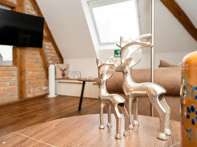 Photo, INSIDE, OUTSIDE