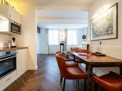 KITCHEN, INSIDE, OUTSIDE