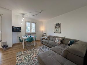 23961196-Ferienwohnung-4-Genua-300x225-2