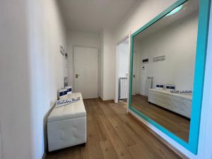 23961196-Ferienwohnung-4-Genua-300x225-5