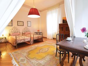 23737305-Ferienwohnung-10-Genua-300x225-3