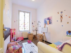 23737305-Ferienwohnung-10-Genua-300x225-4