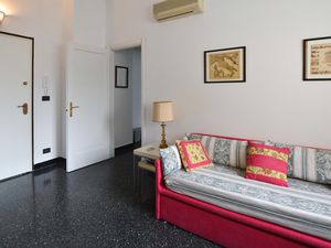 23951211-Ferienwohnung-6-Genua-300x225-4