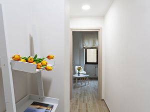 22192613-Ferienwohnung-4-Genua-300x225-3