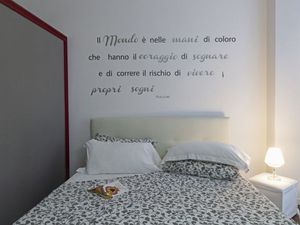 22190653-Ferienwohnung-6-Genua-300x225-2