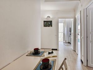 22670375-Ferienwohnung-4-Genua-300x225-3