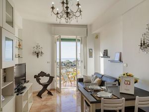 22948203-Ferienwohnung-4-Genua-300x225-3