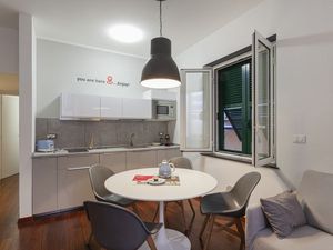 23274612-Ferienwohnung-4-Genua-300x225-1