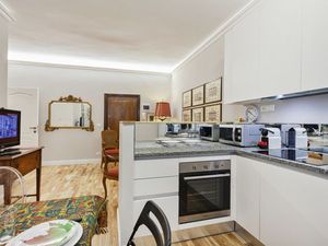 23377506-Ferienwohnung-4-Genua-300x225-2