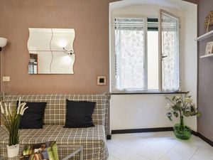 23426204-Ferienwohnung-4-Genua-300x225-5