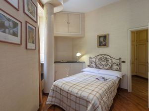 23476968-Ferienwohnung-3-Genua-300x225-5