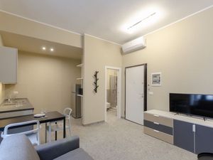 23565238-Ferienwohnung-2-Genua-300x225-5