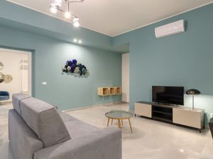 23565247-Ferienwohnung-4-Genua-300x225-5