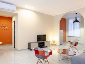 23565239-Ferienwohnung-4-Genua-300x225-4