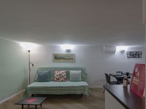 23568004-Ferienwohnung-4-Genua-300x225-1