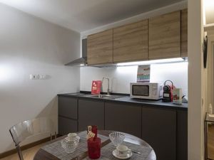 23582184-Ferienwohnung-3-Genua-300x225-3