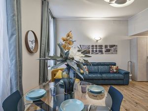 23644926-Ferienwohnung-5-Genua-300x225-2