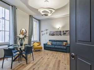 23644926-Ferienwohnung-5-Genua-300x225-3