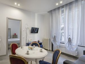 23675849-Ferienwohnung-4-Genua-300x225-3