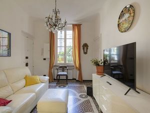 23679416-Ferienwohnung-2-Genua-300x225-1