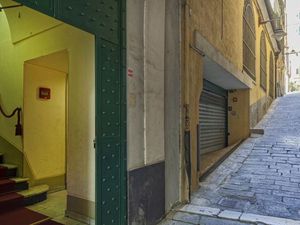 23826854-Ferienwohnung-3-Genua-300x225-1