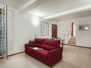 23924913-Ferienwohnung-4-Genua-300x225-1