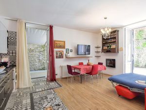 23759760-Ferienwohnung-6-Genua-300x225-1