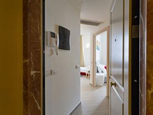 22172701-Ferienwohnung-4-Genua-300x225-5