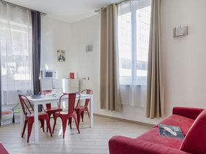 22172701-Ferienwohnung-4-Genua-300x225-3