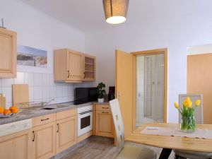 22770469-Ferienwohnung-2-Gera-300x225-3