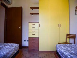 23579404-Ferienwohnung-4-Gera Lario-300x225-5